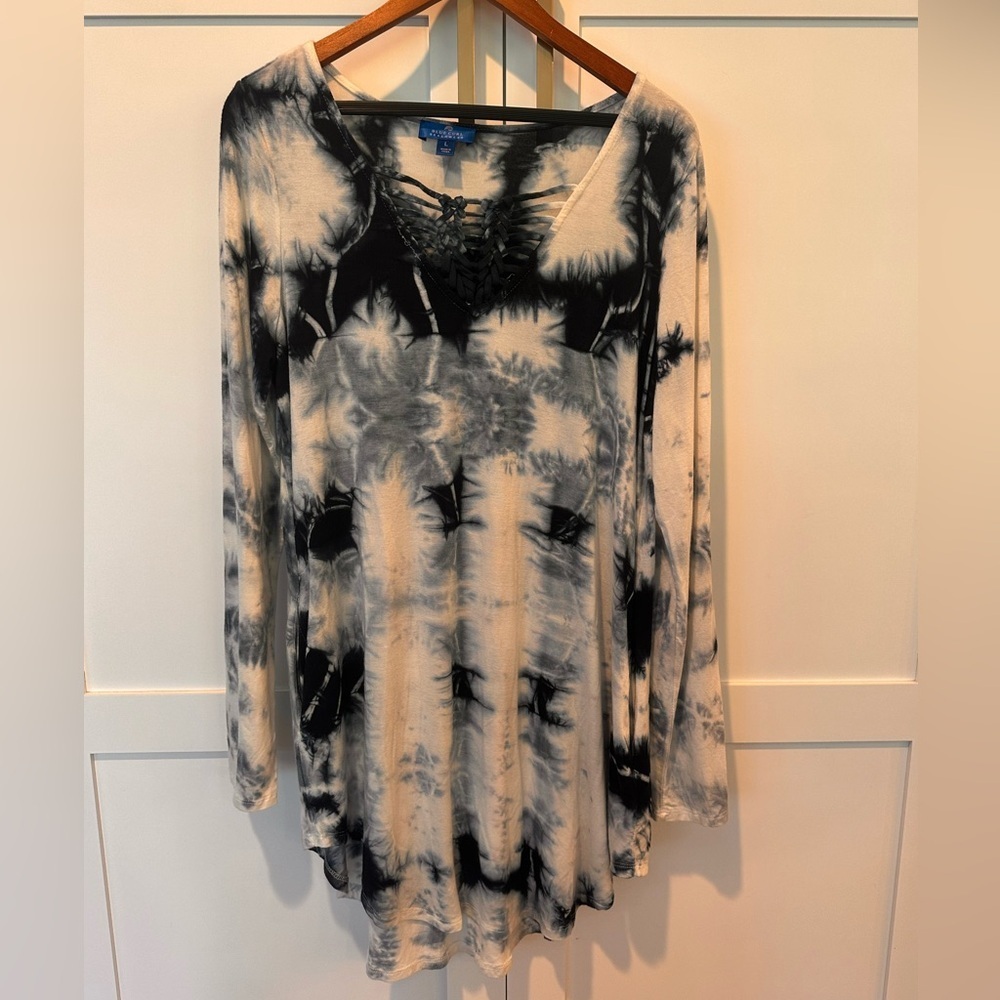 Active USA Blue and White Tie-Dye Swim Cover-up